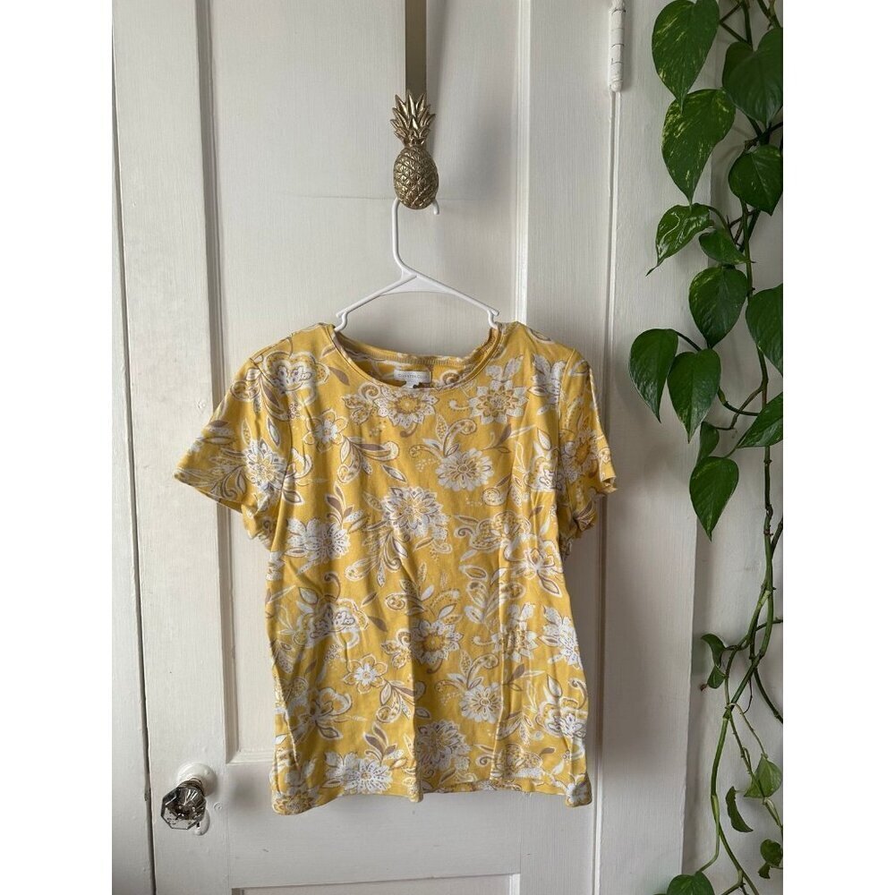 Charter club women’s size X – large yellow shirt